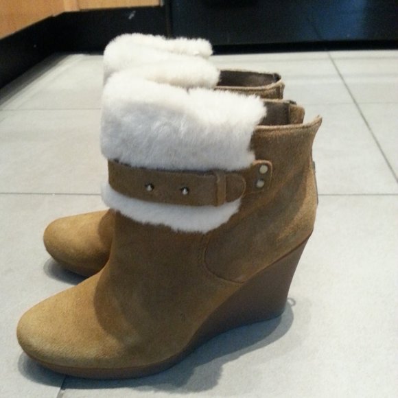 Size 6 nearly brand new Ugg Antonia boots chestnut - Picture 3 of 4